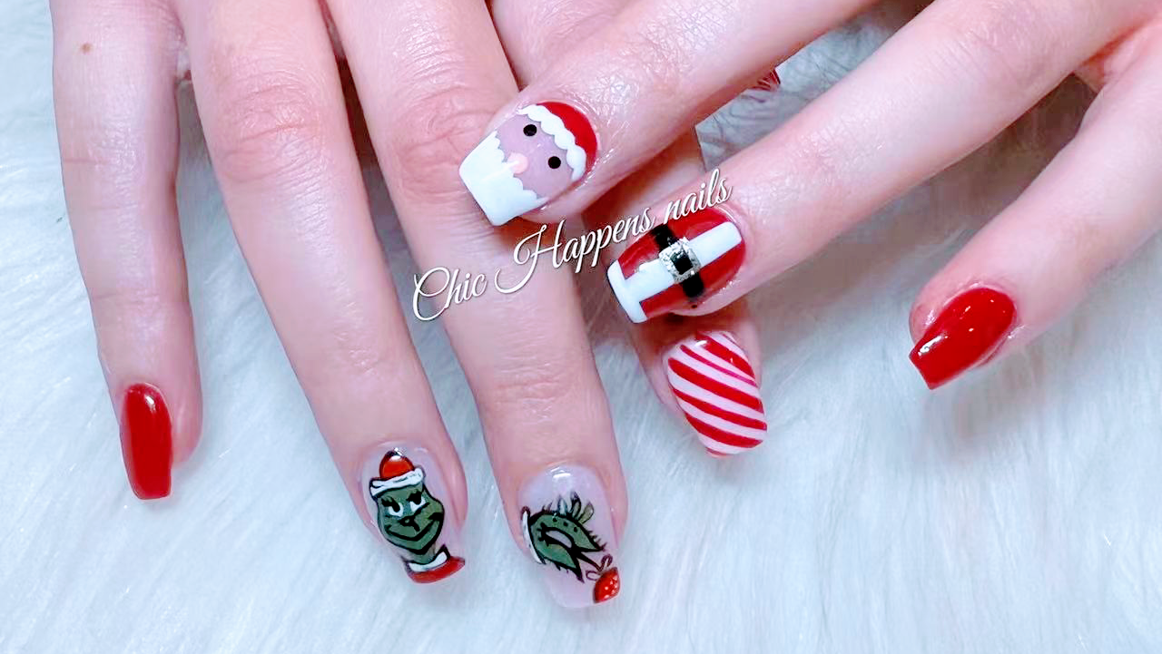 Chic Happens Nails logo